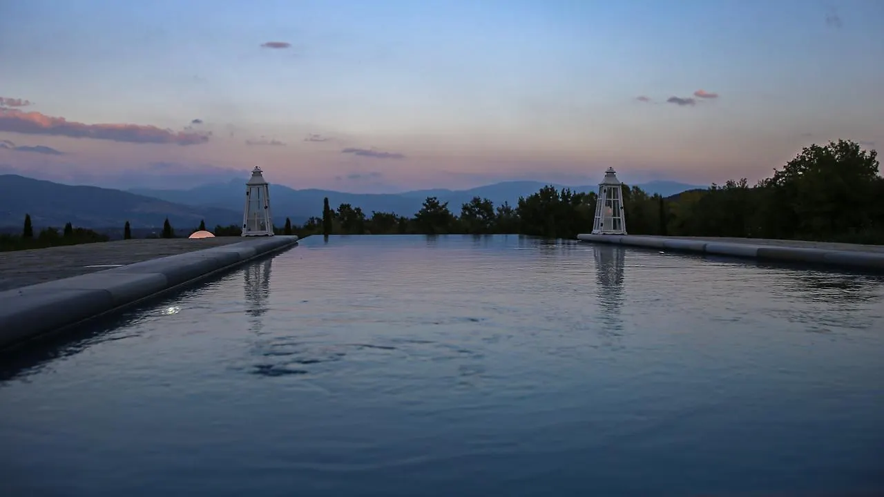 Villa Torre dei Sogni Poppi 0*,